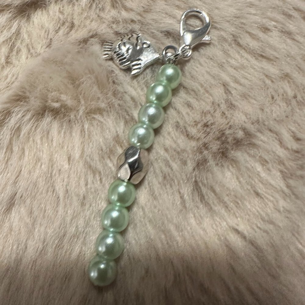 Zipper Pull